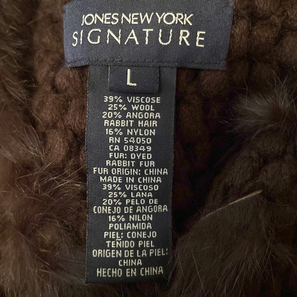 Jones New York fur trimmed cardigan sweater. excellent condition - Picture 5 of 5